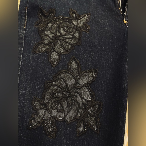 BLUMARINE Jeans Cotton Stretch Midnight Black Rose Lace Cutout 44/10 NEW - Picture 2 of 14